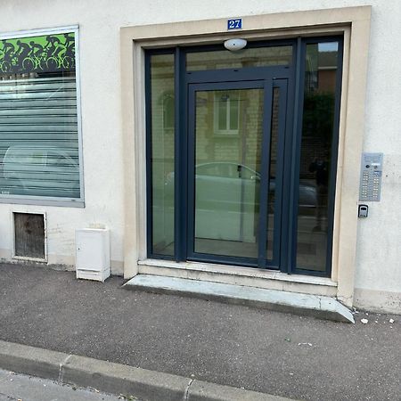 Appart- Hotel Love Room Yschool Troyes Zewnętrze zdjęcie